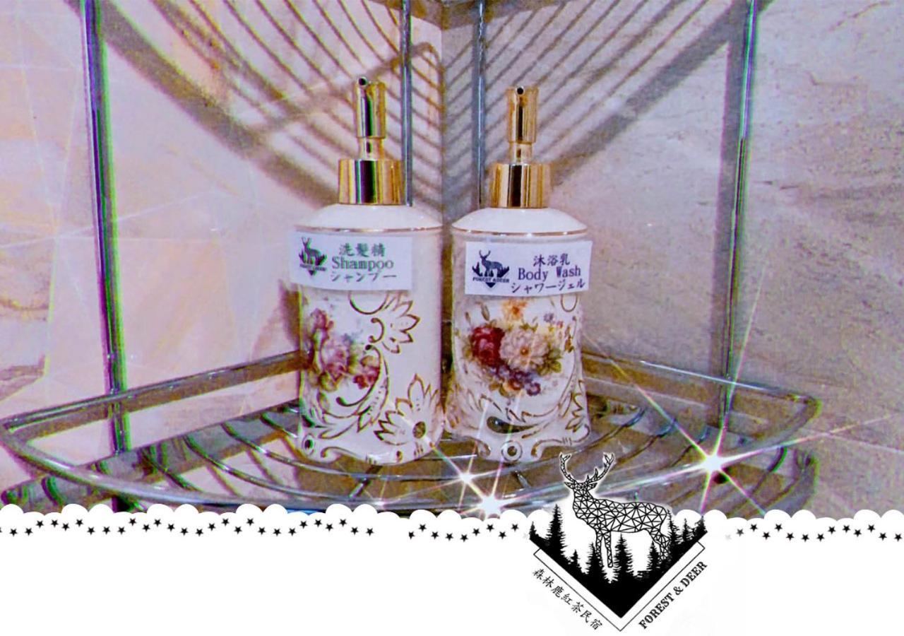 Forest Deer Black Tea Homestay Tainan Esterno foto