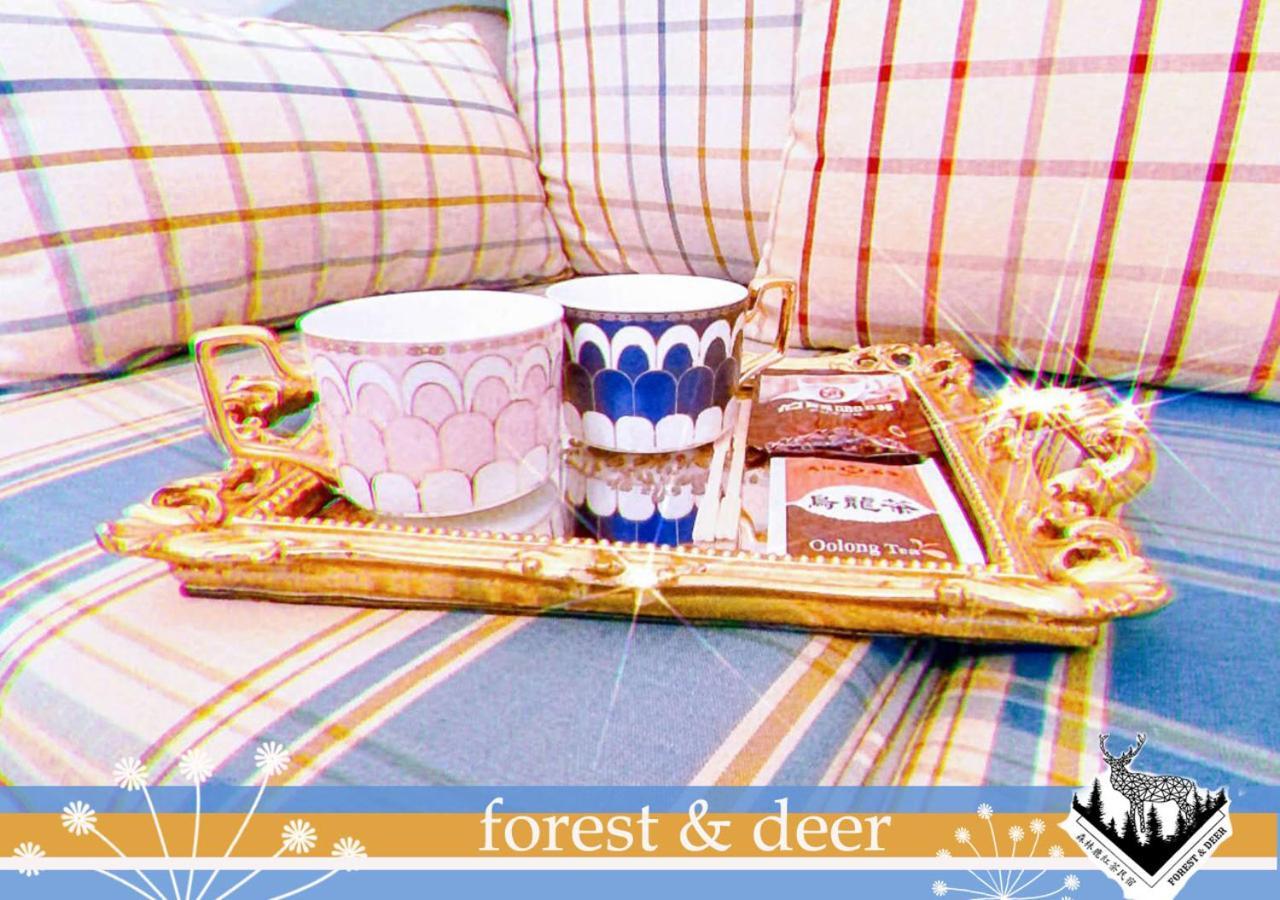 Forest Deer Black Tea Homestay Tainan Esterno foto