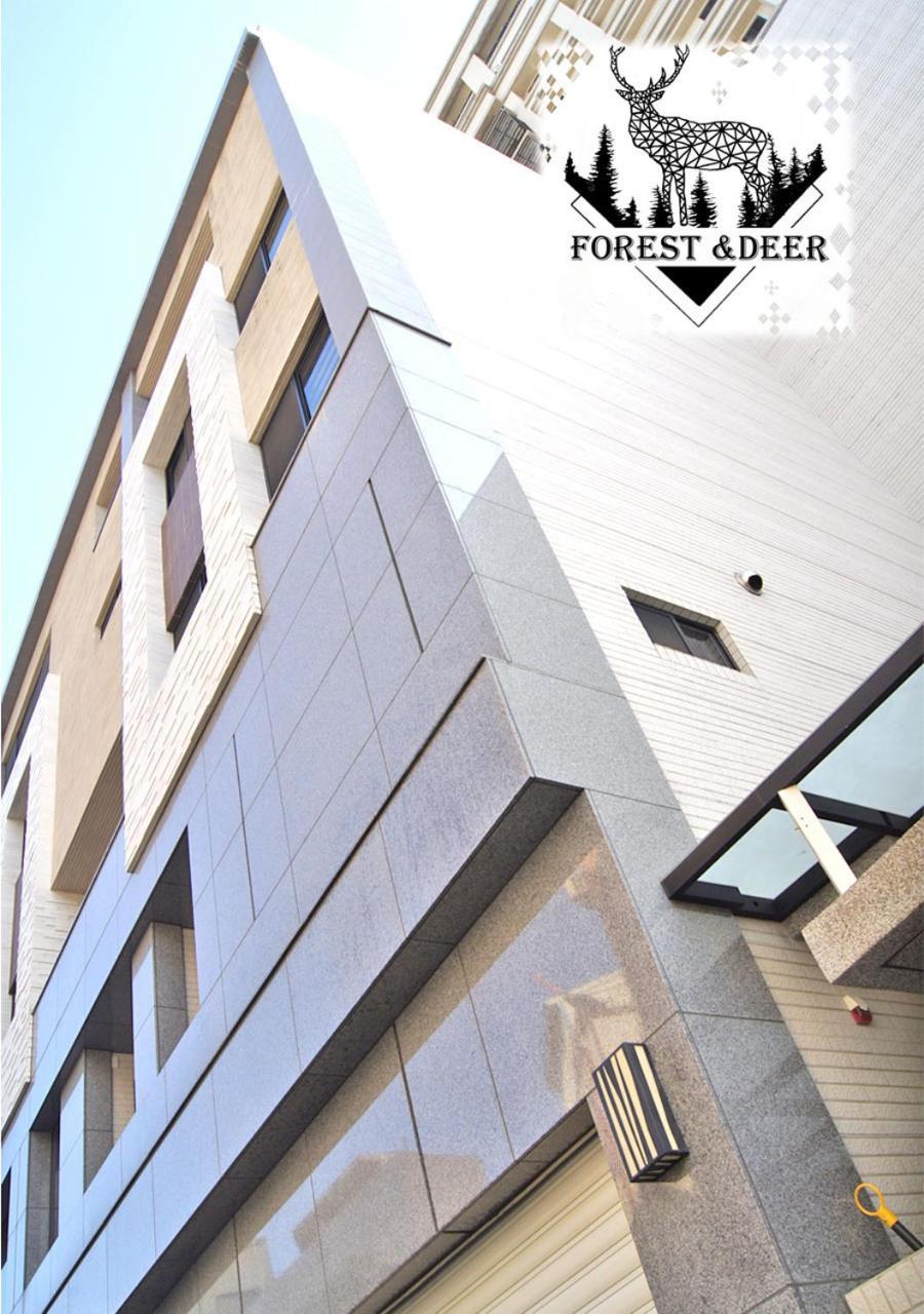Forest Deer Black Tea Homestay Tainan Esterno foto